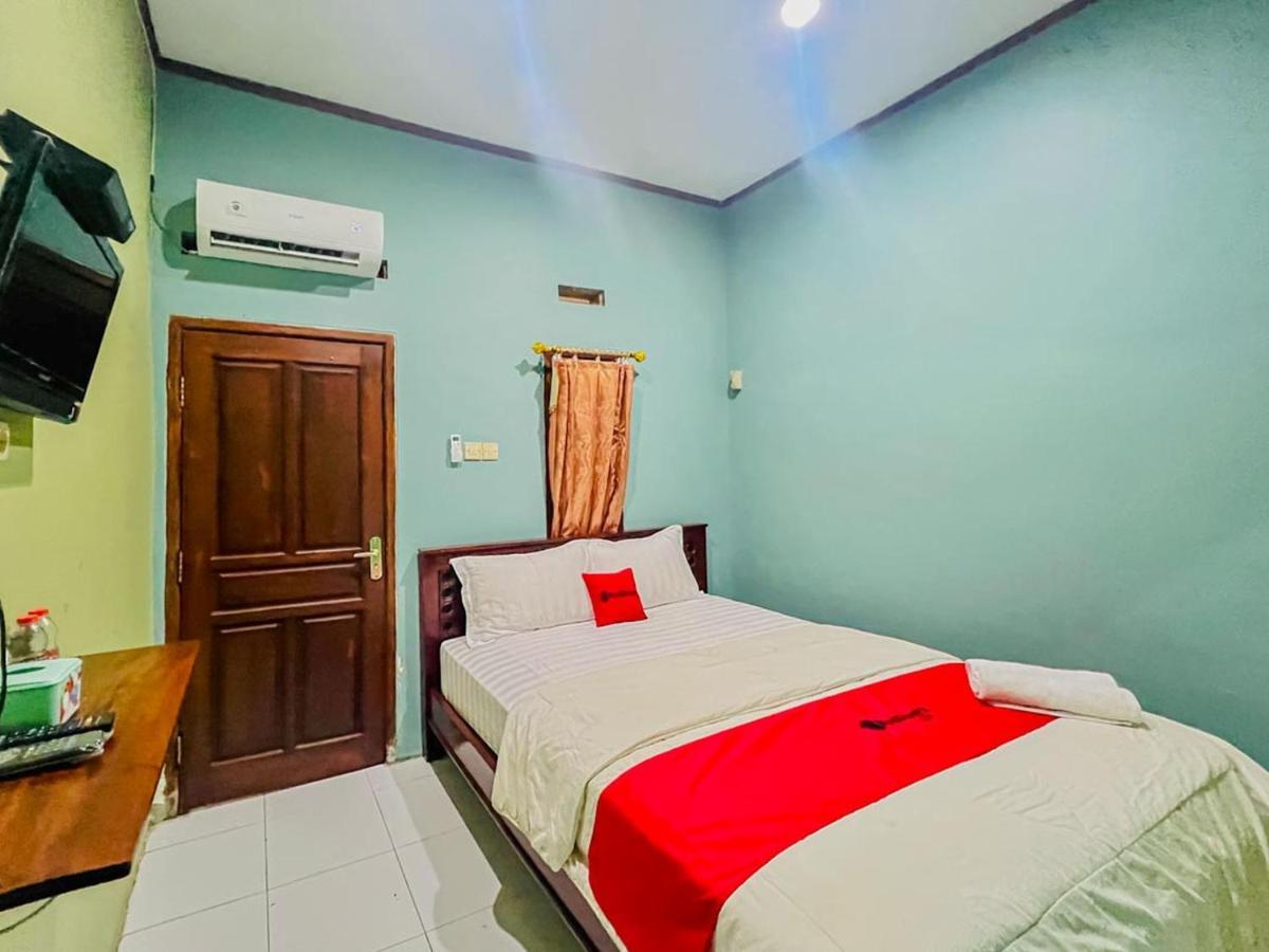 Reddoorz Near Sunrise Mall Mojokerto Exteriér fotografie