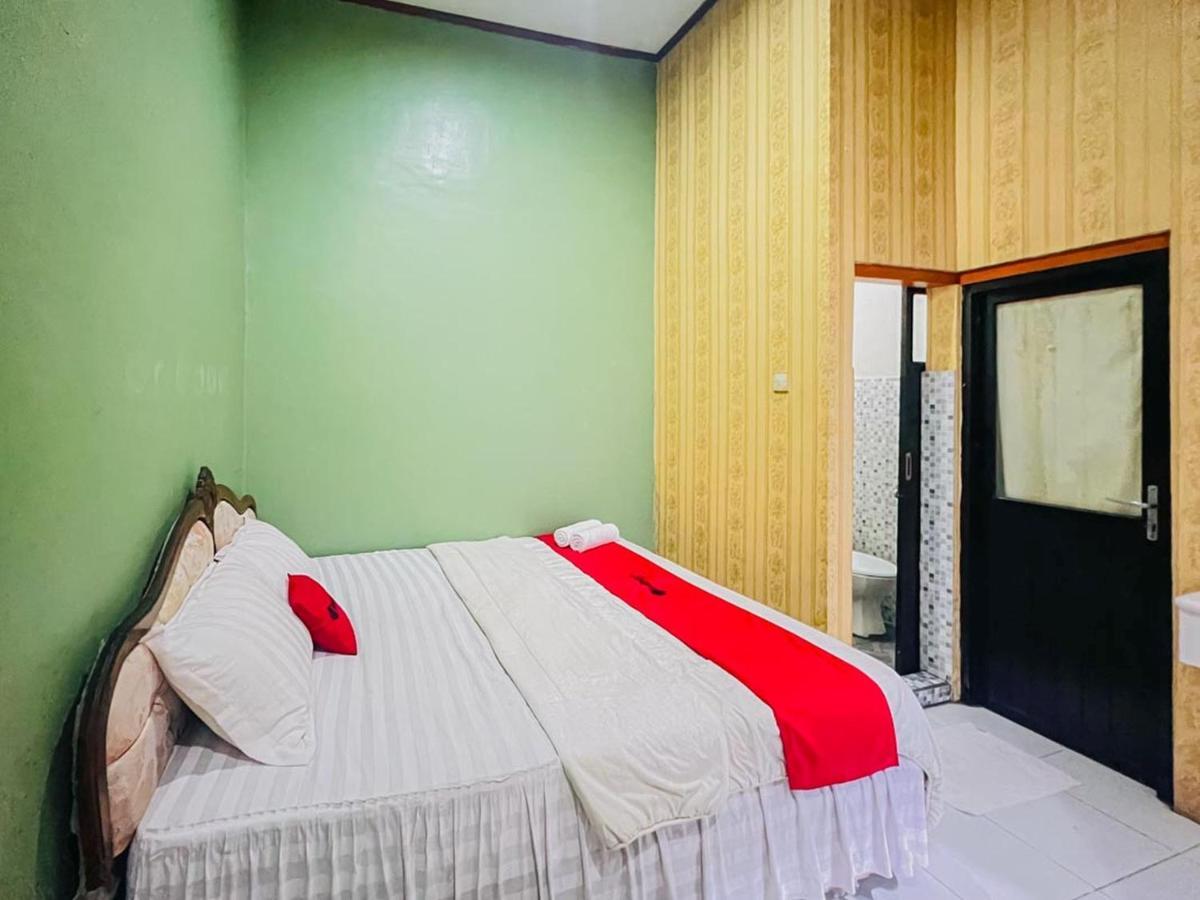 Reddoorz Near Sunrise Mall Mojokerto Exteriér fotografie