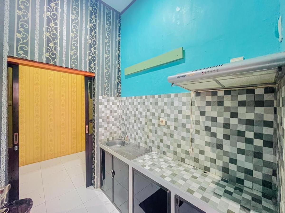 Reddoorz Near Sunrise Mall Mojokerto Exteriér fotografie
