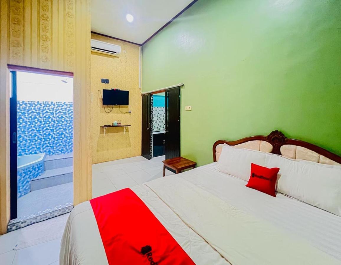 Reddoorz Near Sunrise Mall Mojokerto Exteriér fotografie