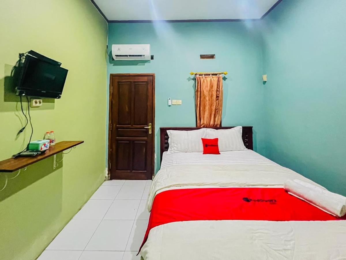 Reddoorz Near Sunrise Mall Mojokerto Exteriér fotografie