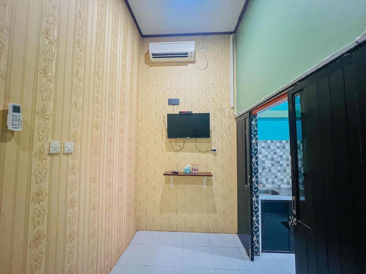 Reddoorz Near Sunrise Mall Mojokerto Exteriér fotografie