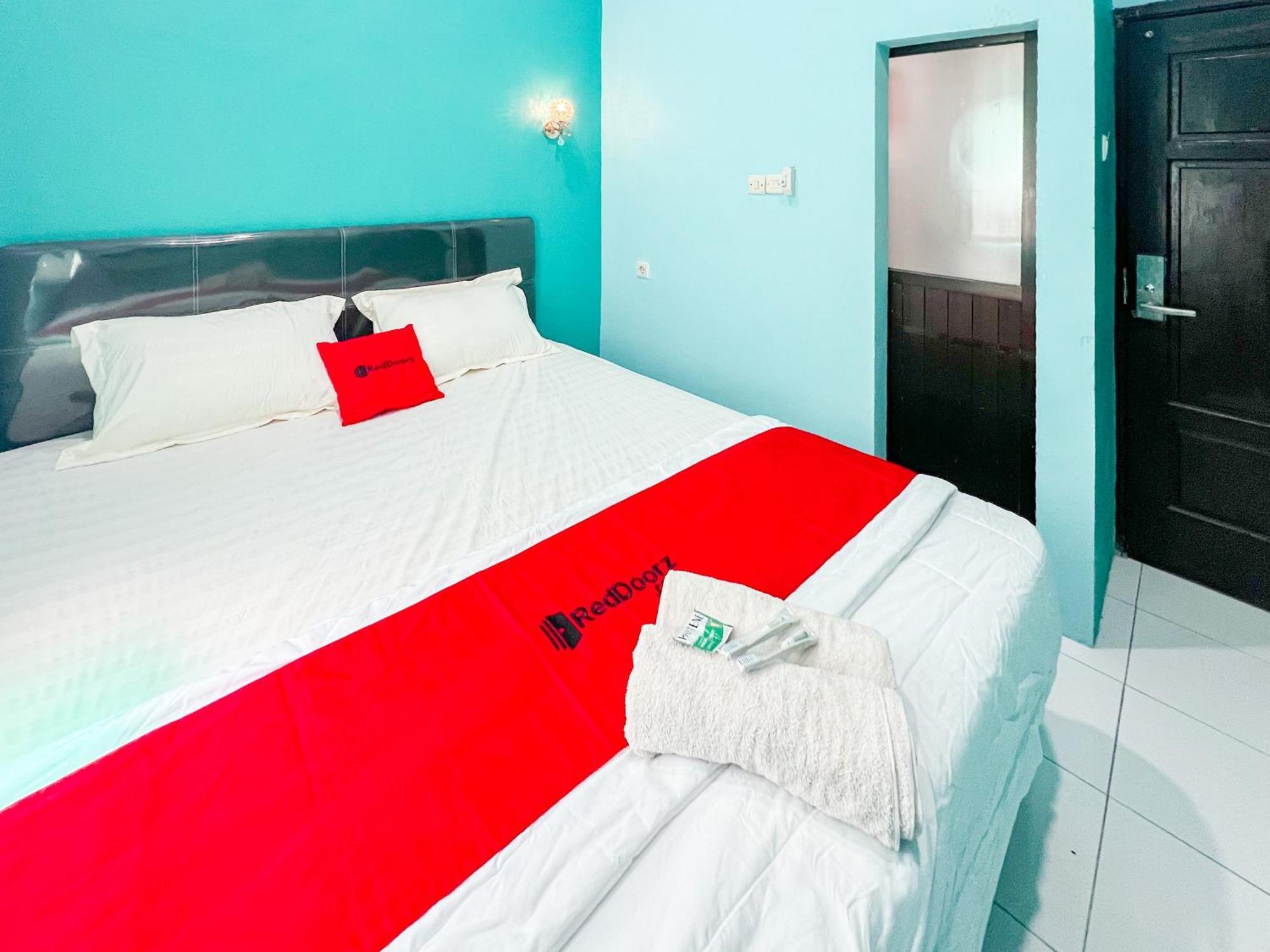 Reddoorz Near Sunrise Mall Mojokerto Exteriér fotografie