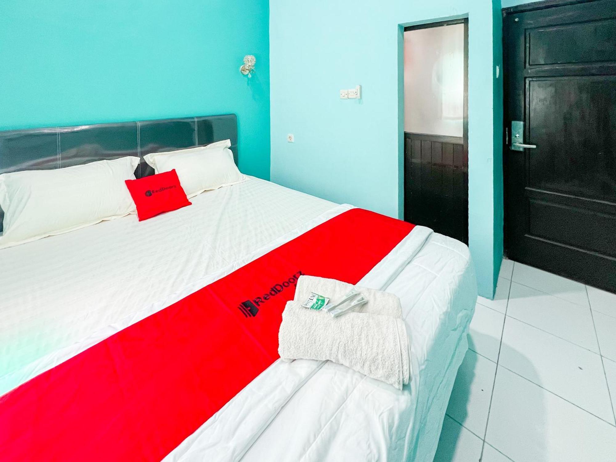Reddoorz Near Sunrise Mall Mojokerto Exteriér fotografie