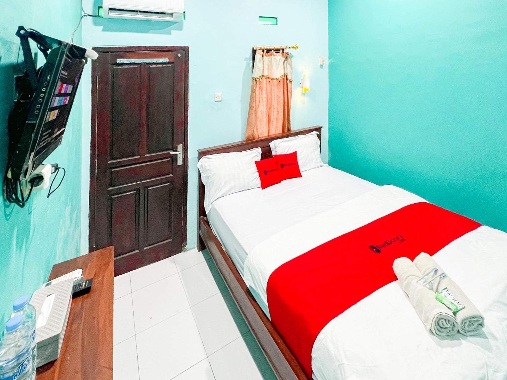 Reddoorz Near Sunrise Mall Mojokerto Exteriér fotografie