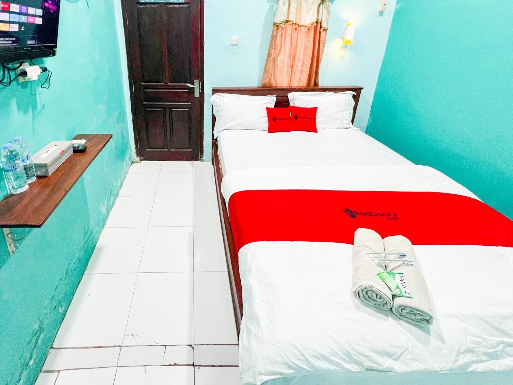 Reddoorz Near Sunrise Mall Mojokerto Exteriér fotografie